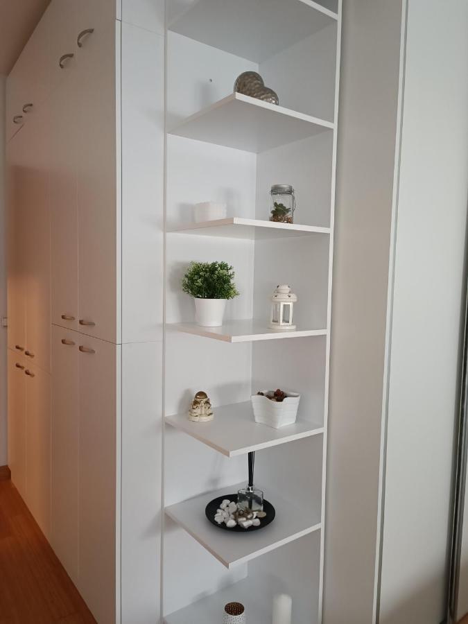 White Apartment Belgrade Exterior photo